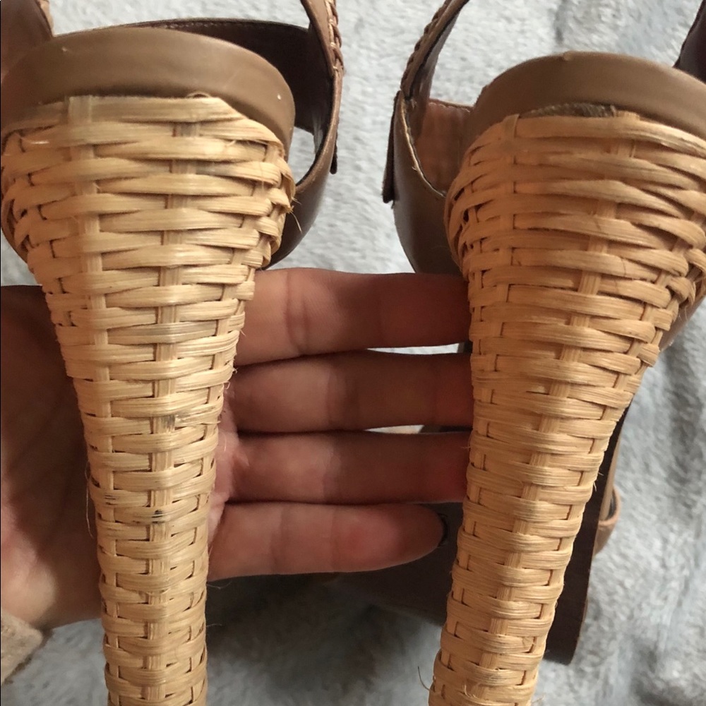 Boutique 9 platform Sandals - Picture 3 of 7